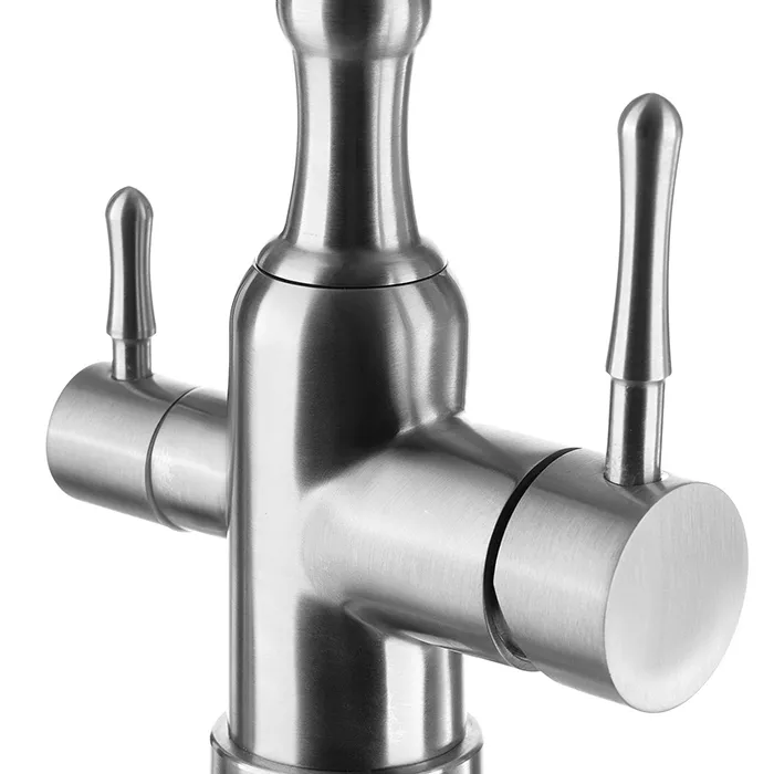 Ручки управления смесителем Гейзер Анхель крупным планом