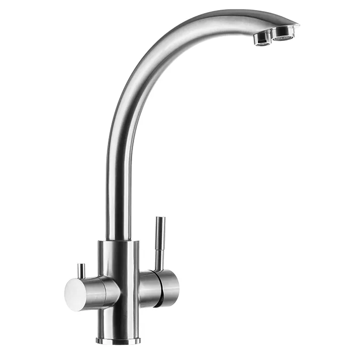 Комбинированный смеситель Гейзер Игуасу для кухни с раздельными изливами: хромированный корпус, два независимых канала для водопроводной и фильтрованной питьевой воды, подключение к фильтру в одно монтажное отверстие