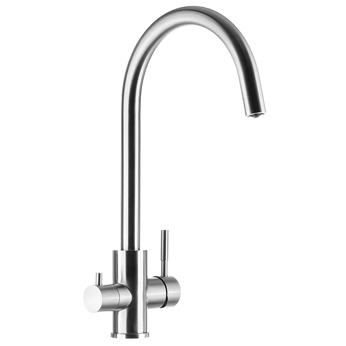 Комбинированный смеситель Гейзер Тугела для кухни с раздельными каналами: хромированный корпус, два независимых излива для водопроводной и фильтрованной питьевой воды, подключение к фильтру в одно монтажное отверстие