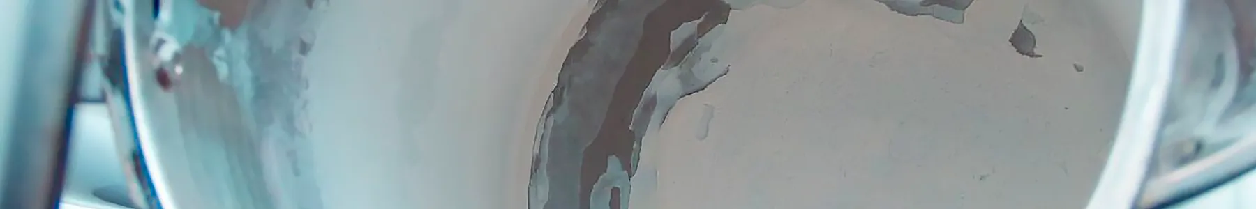 Белый осадок после кипячения жесткой воды