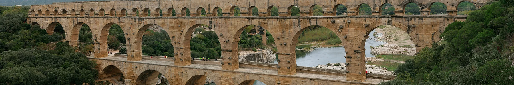 Римские акведуки: Пон-дю-Гар во Франции