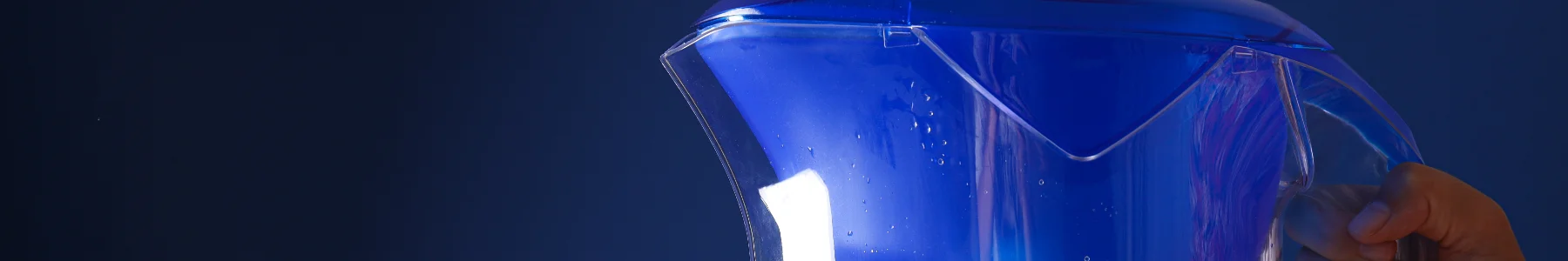 Фильтр-кувшин с синей крышкой